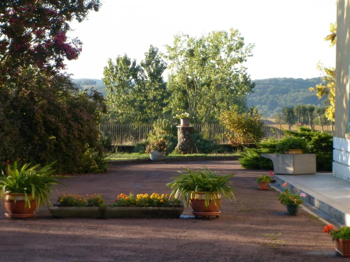Grand Gite De Soumeillan Castelnau-Magnoac Exterior photo